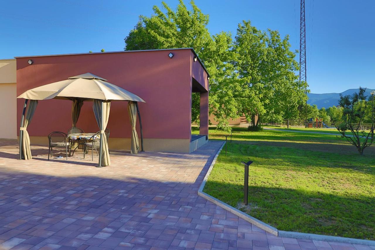 Apartment Vila Tara Bihać Екстериор снимка