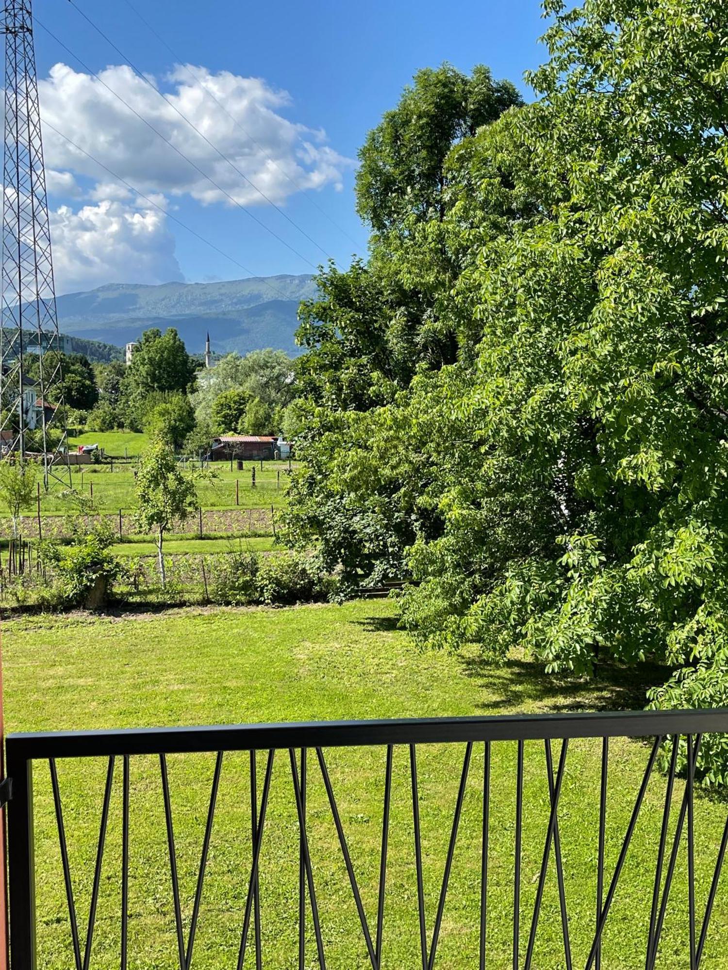 Apartment Vila Tara Bihać Екстериор снимка